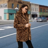 Abrigo de leopardo de pelo sintético muy barato