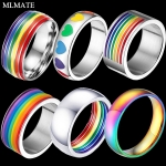 Anillos rainbow (arcoiris) en defensa de derechos LGTBI