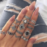 Lote de 15 anillos vintage muy barato (unos 2€ en total)