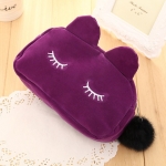 Neceser o estuche de gato con ojos cerrados y orejas